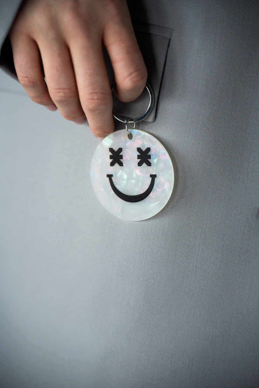 Keychain Smiley Opal