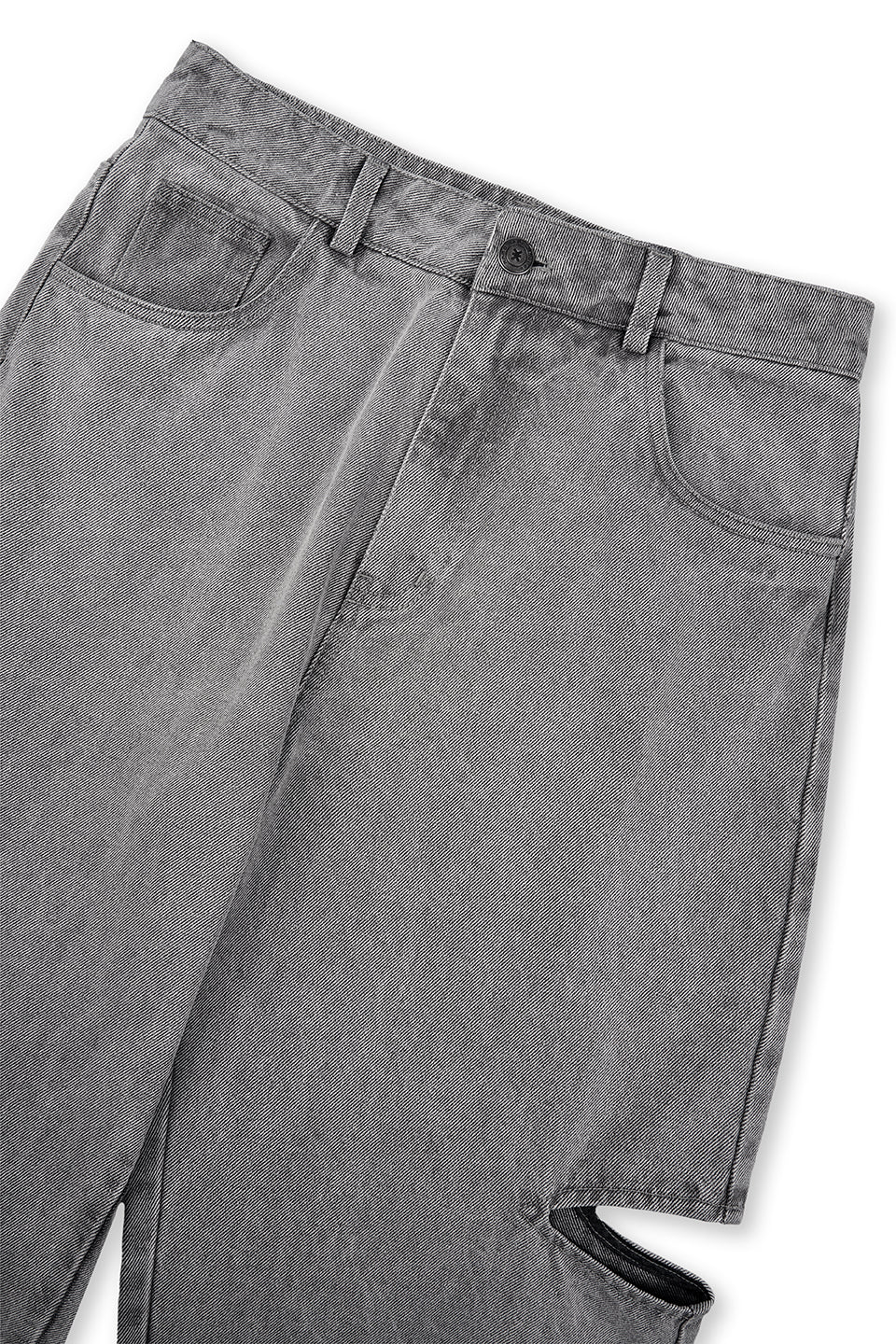 Vorderansicht: Graue Jeans mit Cut-Out Details an den Knien aus The Tour 25 Collection