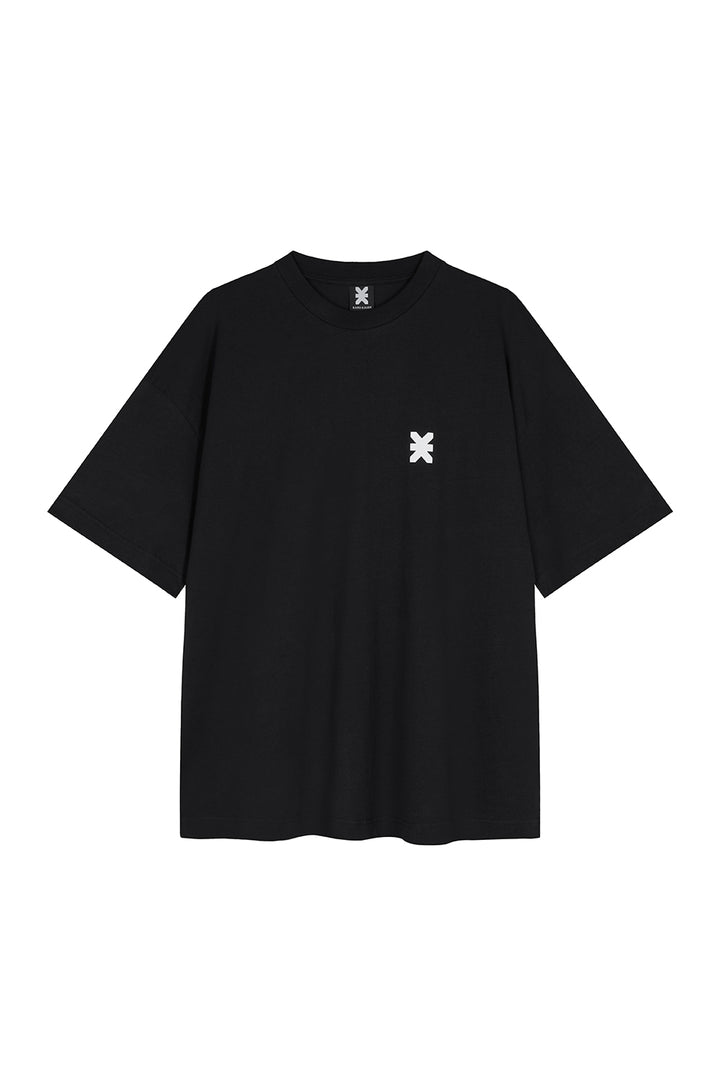 Core T-Shirt Black, Freisteller frontal, Oversized T-Shirt mit kleinem Logo-Print vorne und Halsbündchen