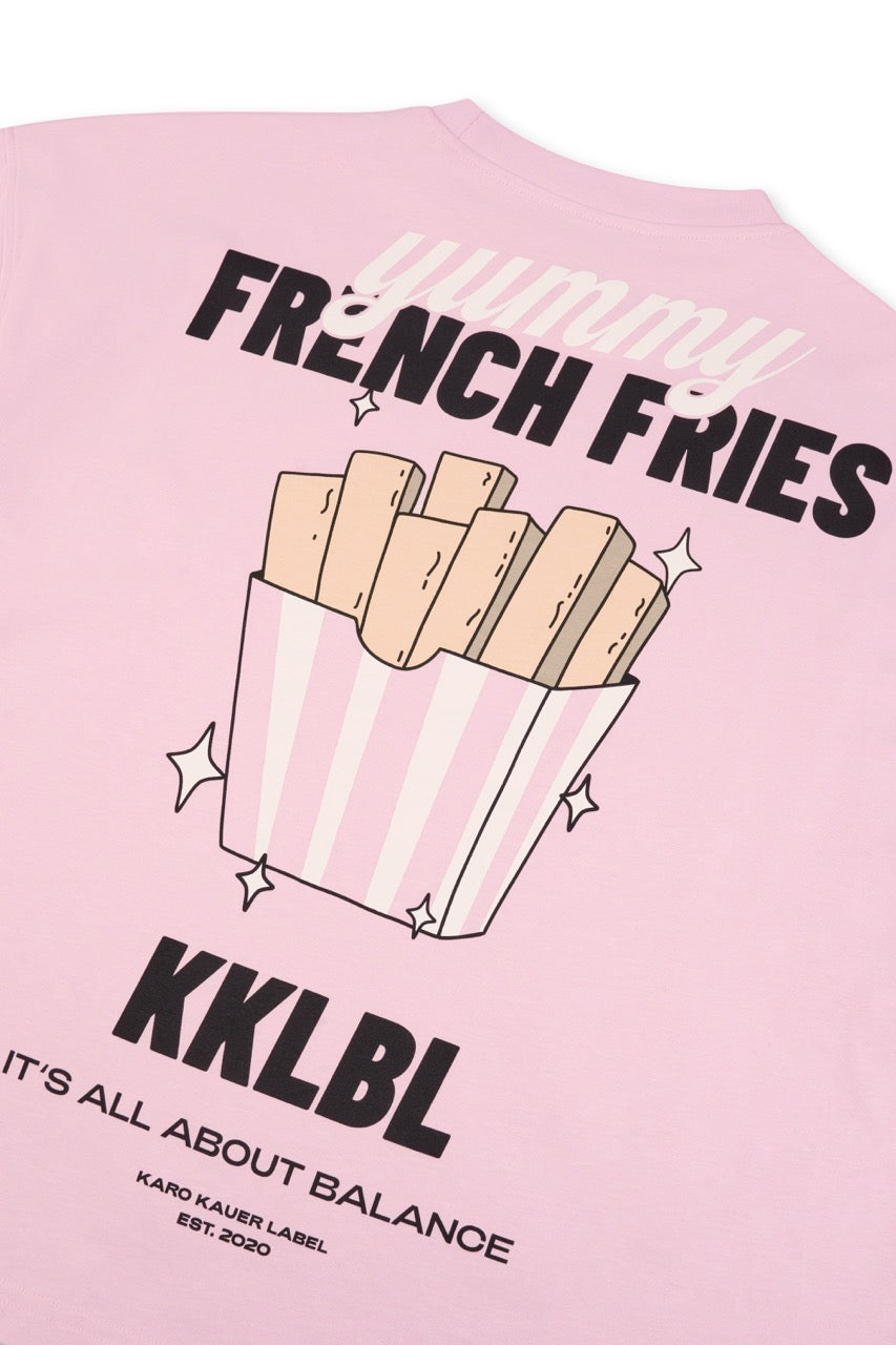 T-Shirt Cropped Fries, Detailfreisteller großer Pommes-Print mit KKLBL-Schriftzug auf rosa Cropped-Shirt