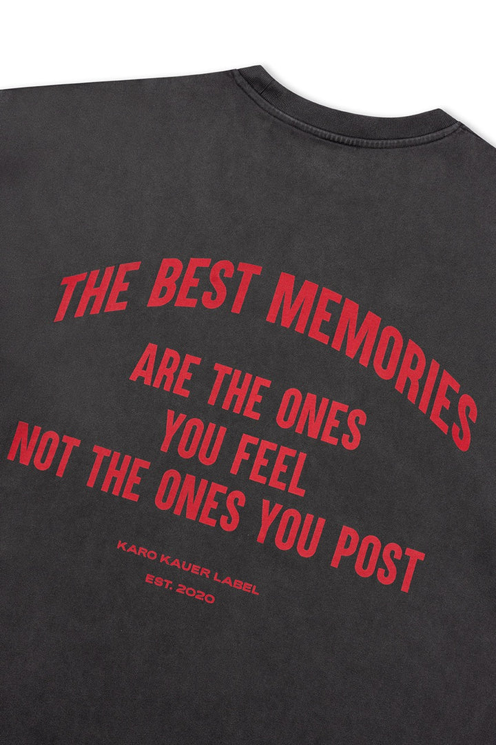 Longsleeve Memories, Detailfreisteller großer Statement-Print in Rot auf schwarzer Waschung, Vintage-Look