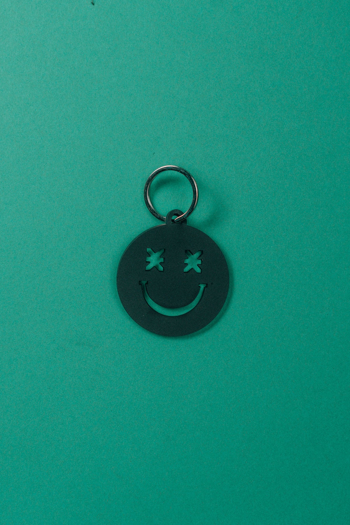 Karo Kauer Keychain Smiley Black
