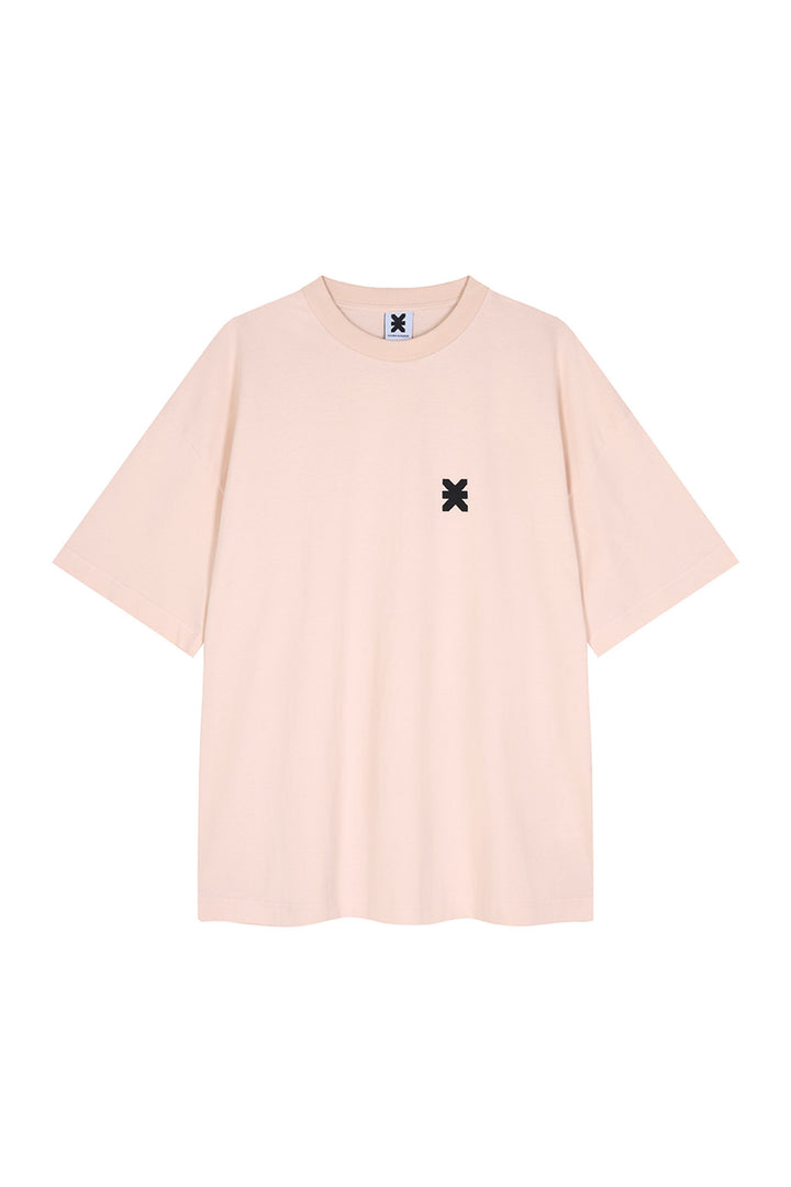 Core T-Shirt Pink, Freisteller frontal, Oversized T-Shirt mit kleinem Logo-Print vorne und Halsbündchen