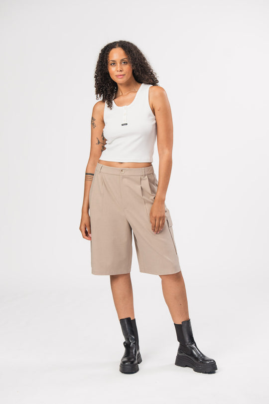 Alternative Ansicht von Bermuda Shorts Beige  aus Out Of Office Club Kollektion