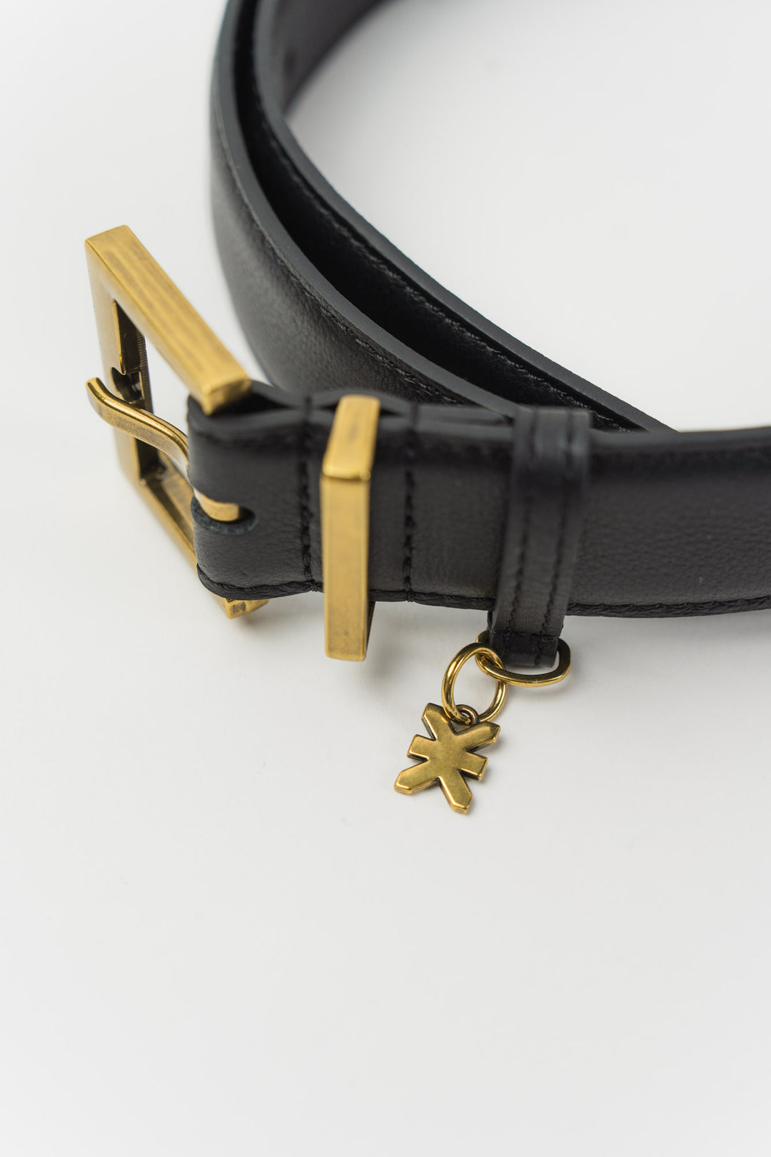 Leather Belt Black Gold