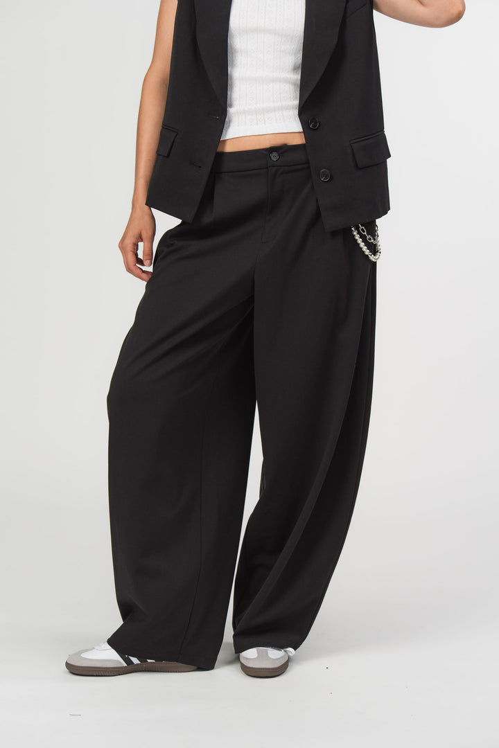 Barrel Woven Pants Black