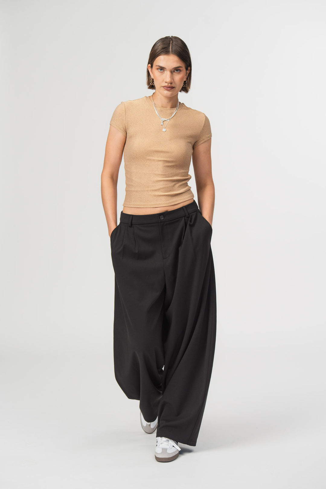 Barrel Woven Pants Black