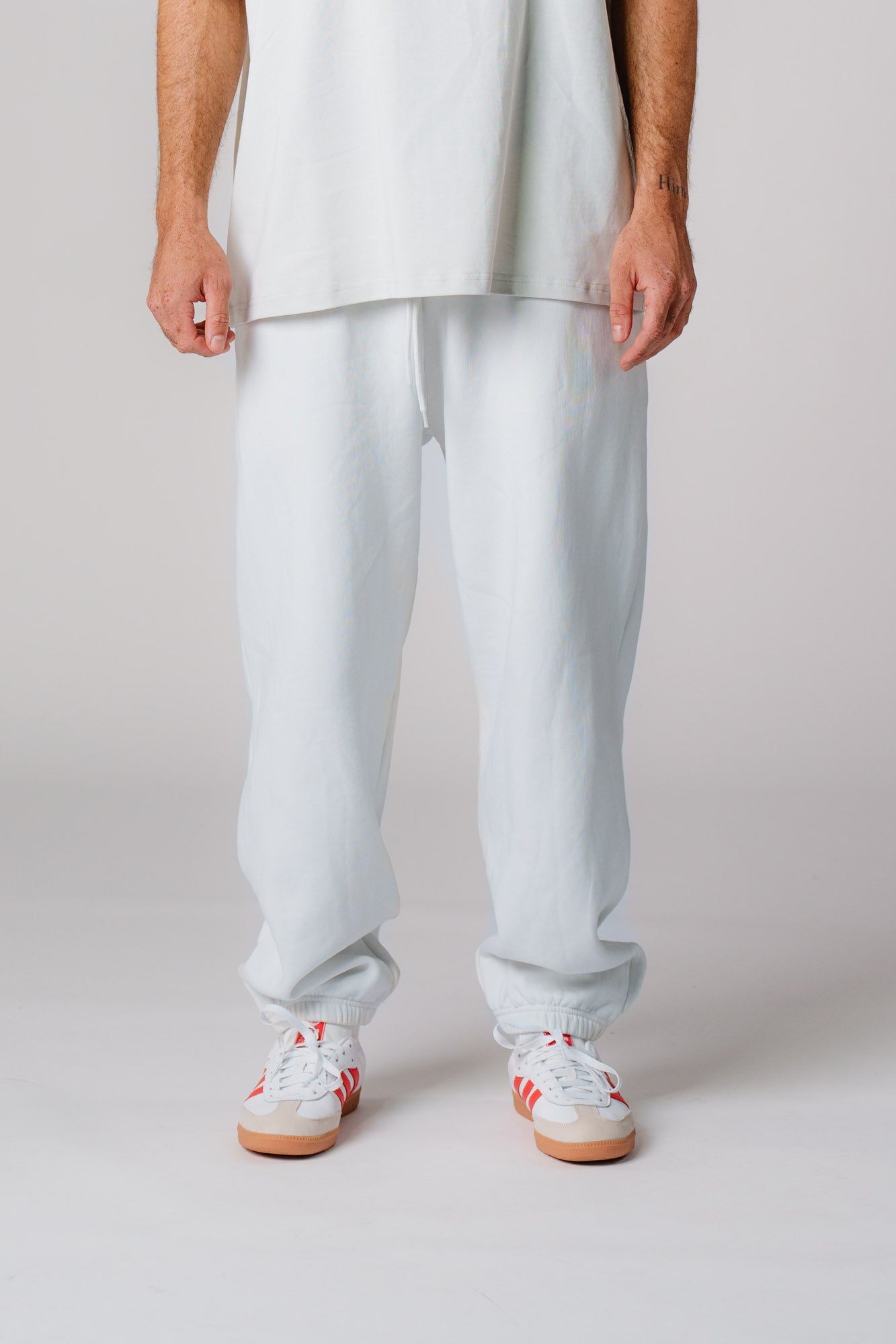 Jogger Pants Barely Blue