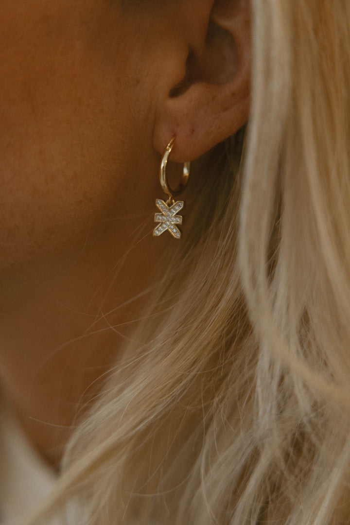 Logo Hoops Sparkle Gold - Karo Kauer Label