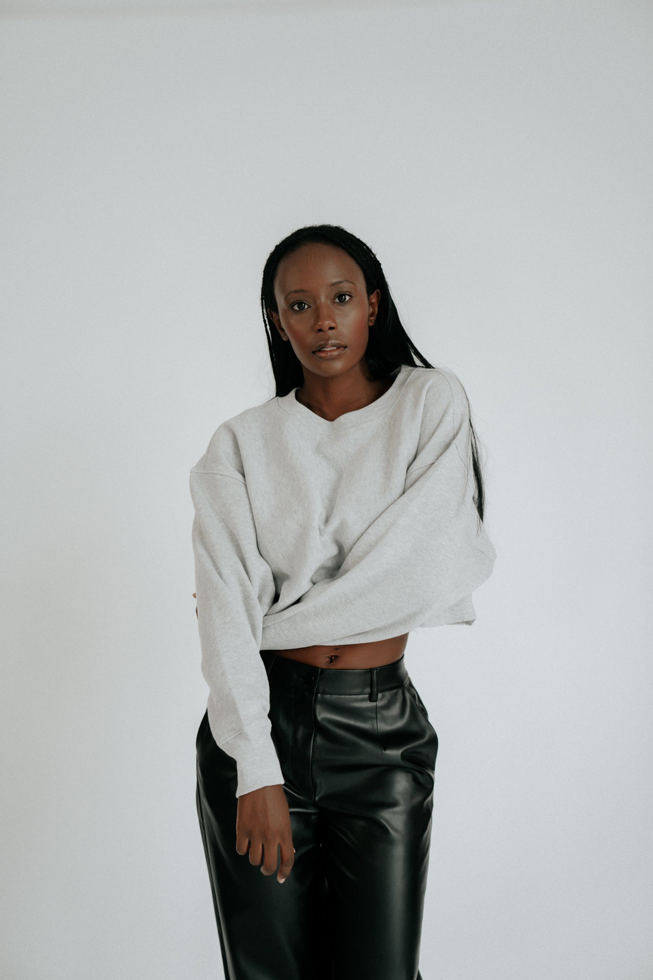 Leni Sweater Cropped Light Grey