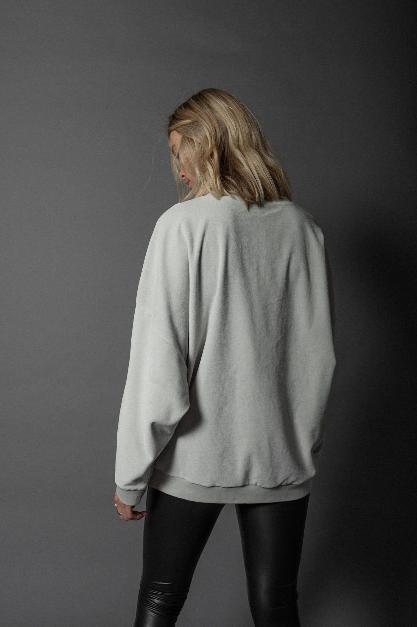 Nora Sweater Velvet Light Grey